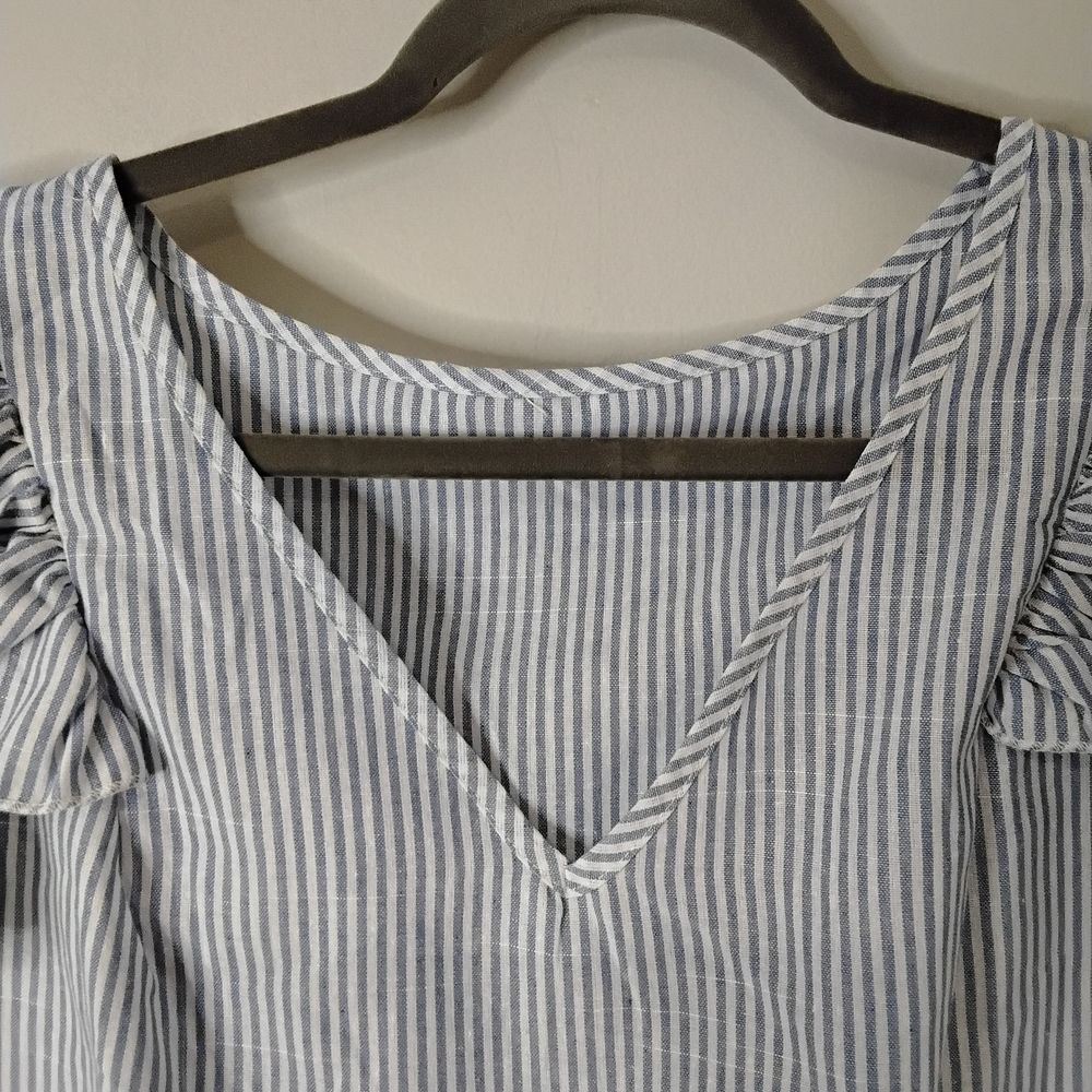 Blue Flutter Sleeve Ruffled Blouse - Picture 3 of 7